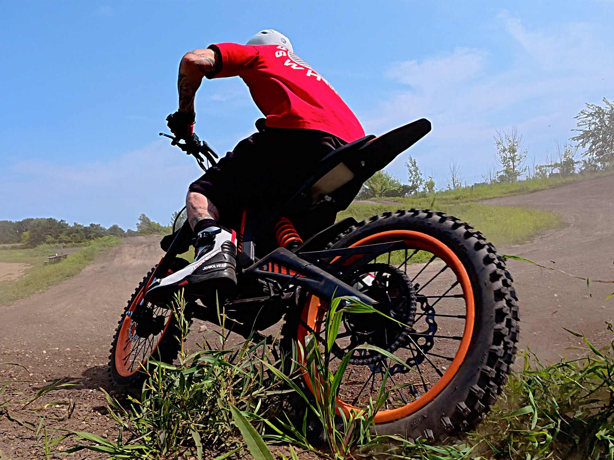 isinwheel Monster Pro Mid-Drive Electric Dirt Bike